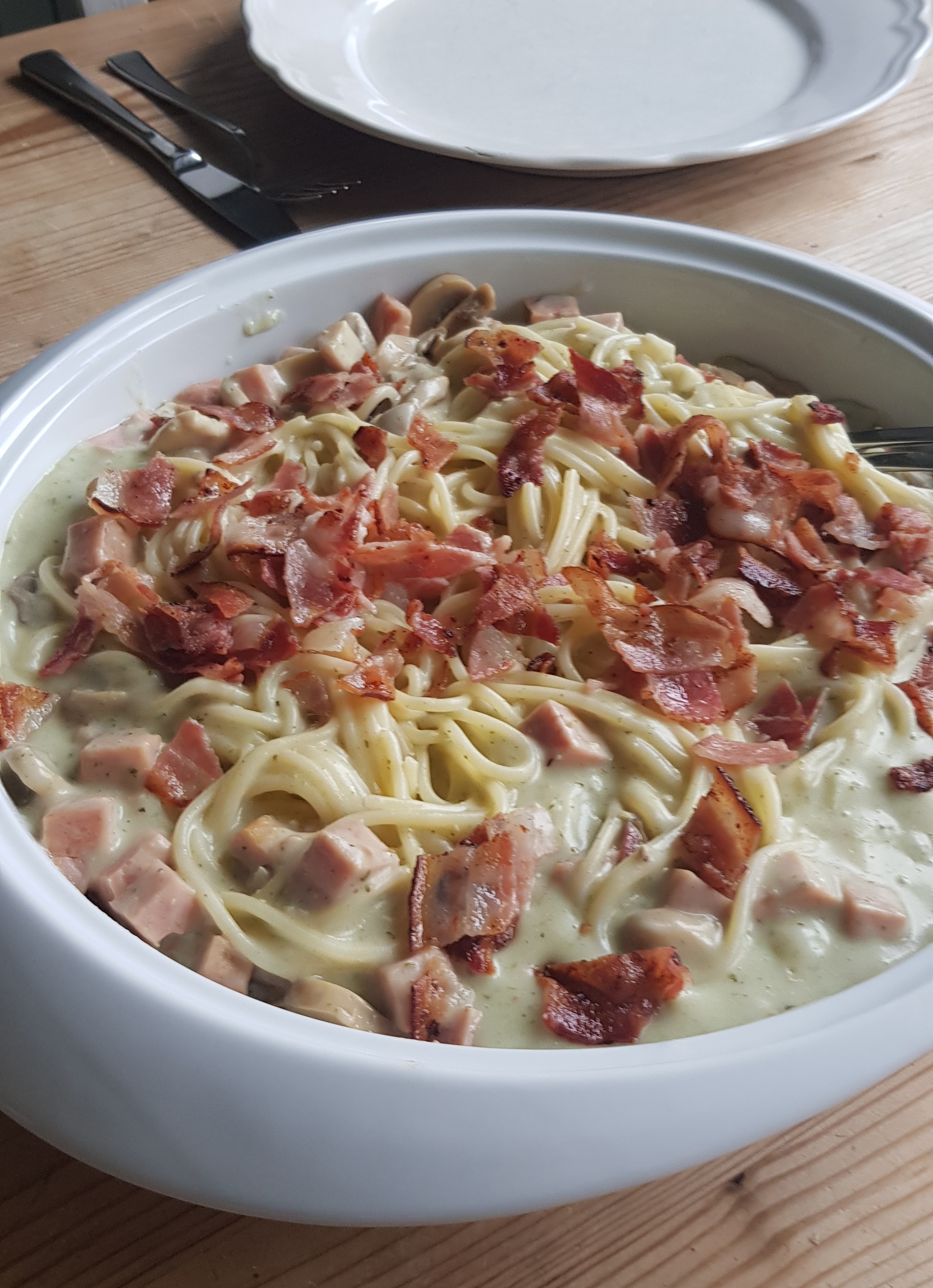 Melkefri fløtesaus til pasta